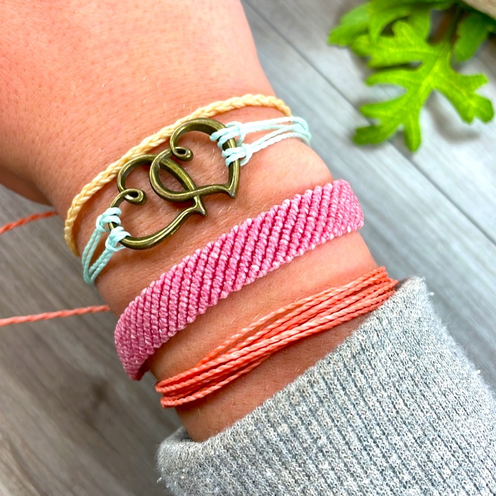 🔆Beautiful Heart Bracelet Set Pura Vida🔆 - Picture 1 of 7